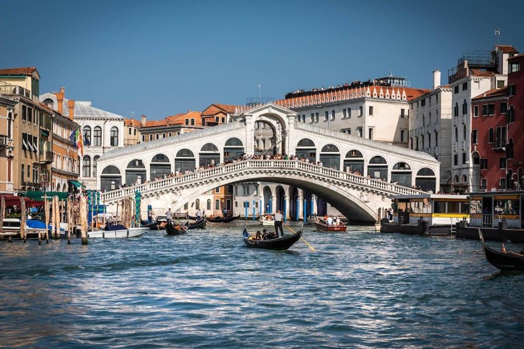 Апартаменты Apt With Amazing View - San Marco Венеция Экстерьер фото